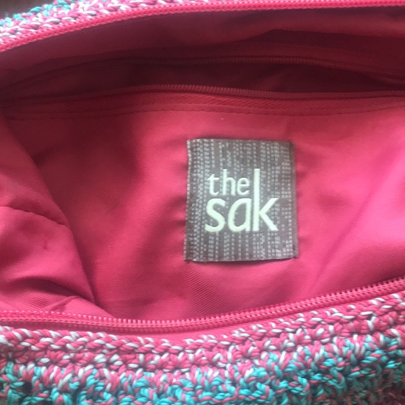 Multi color woven bag - Picture 3 of 5